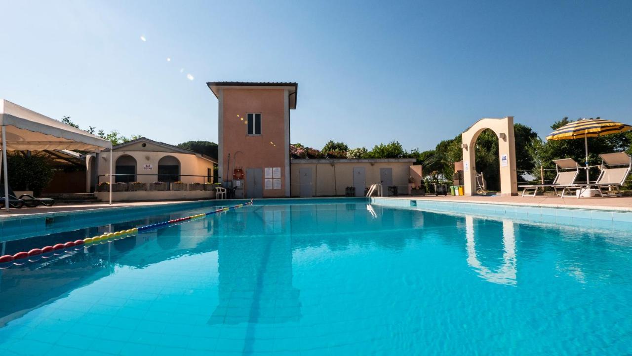 Hotel Vega Perugia Luaran gambar
