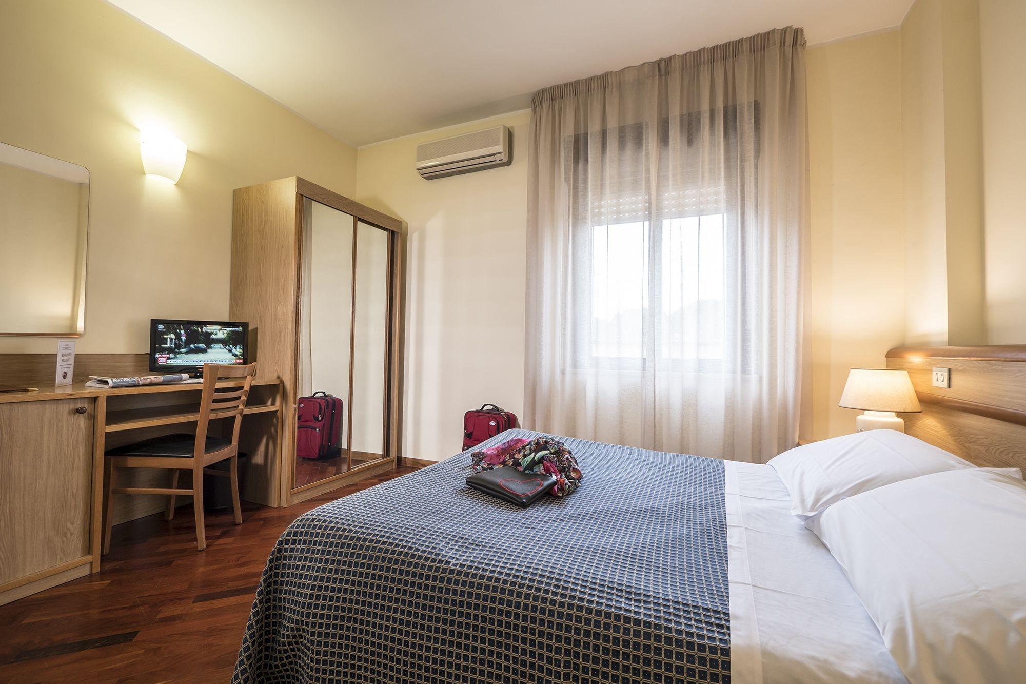 Hotel Vega Perugia Luaran gambar