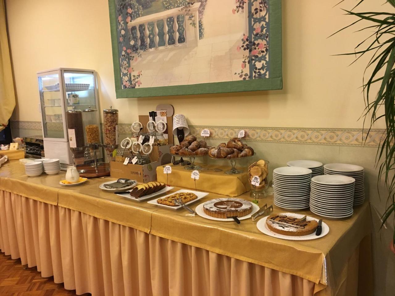 Hotel Vega Perugia Luaran gambar