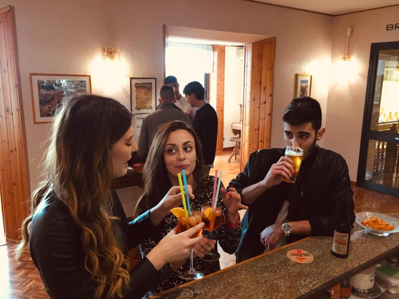Hotel Vega Perugia Luaran gambar