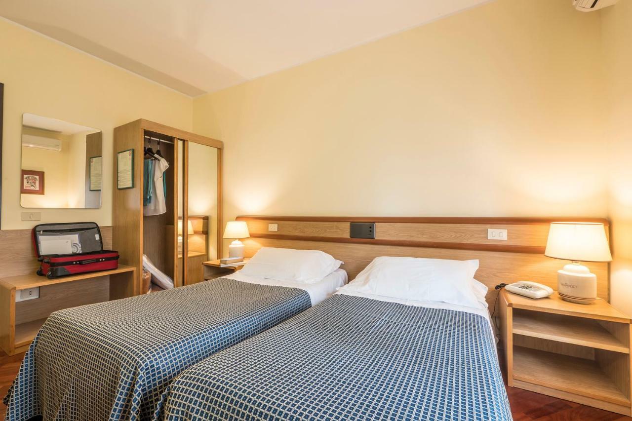 Hotel Vega Perugia Luaran gambar