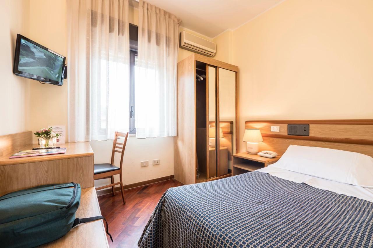Hotel Vega Perugia Luaran gambar