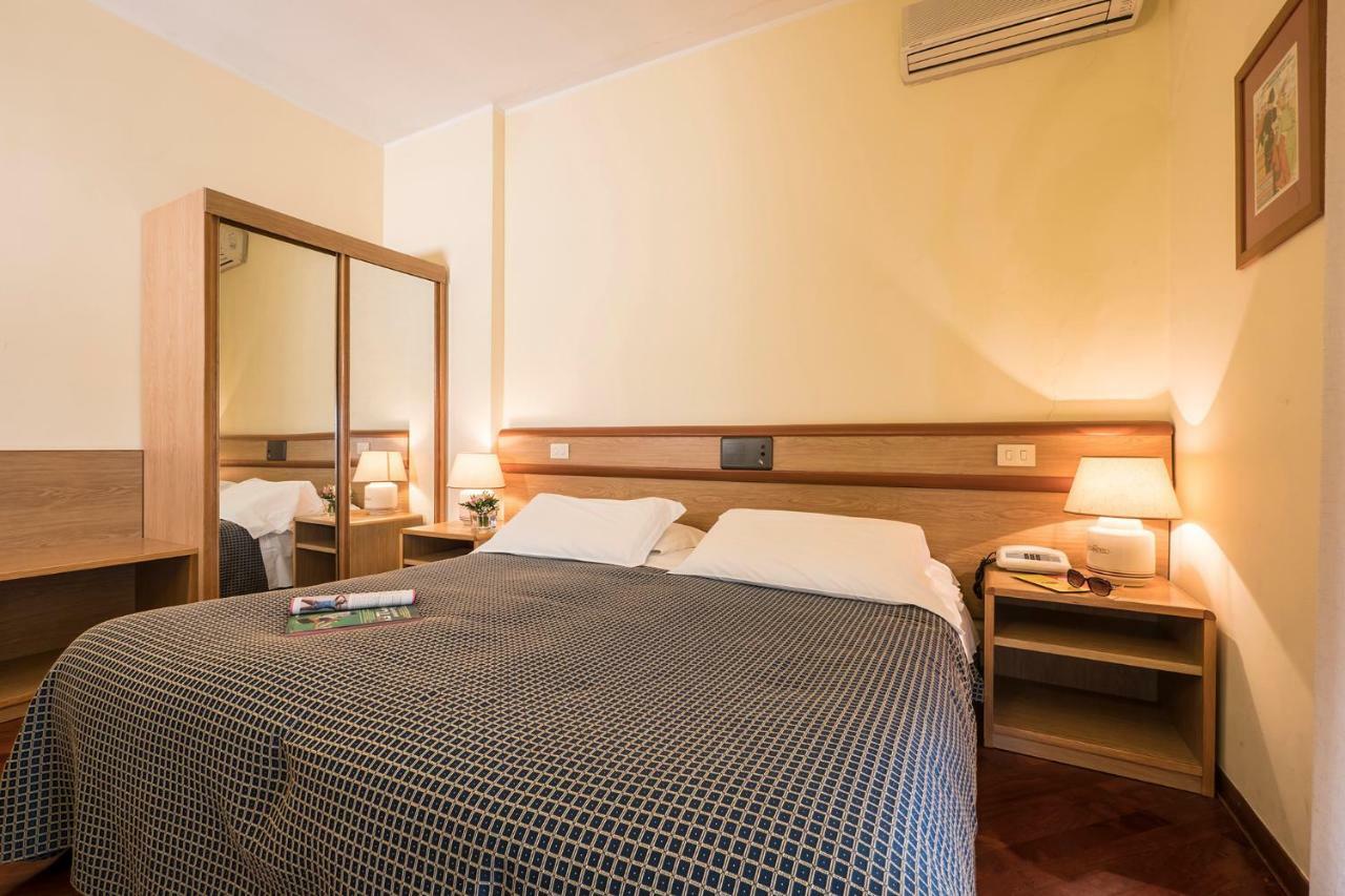Hotel Vega Perugia Luaran gambar