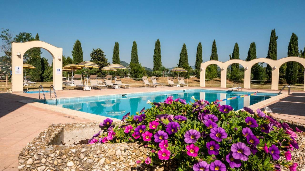 Hotel Vega Perugia Luaran gambar
